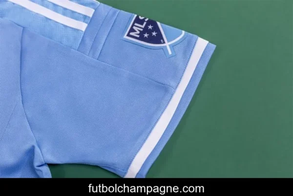 RETRO 2015 New York City Home Soccer Jersey - Image 2
