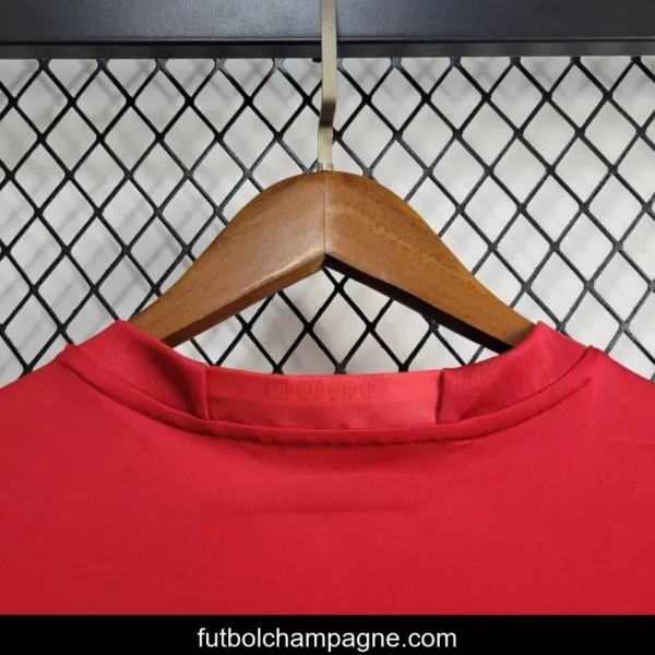Retro 16_17 Manchester United Home Jersey - Image 2