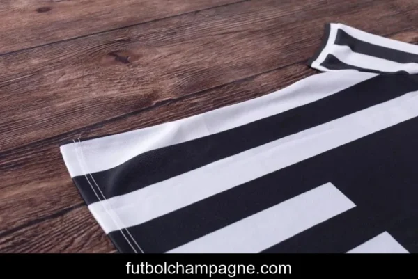 RETRO 95_97 Juventus Home Soccer Jersey - Image 2
