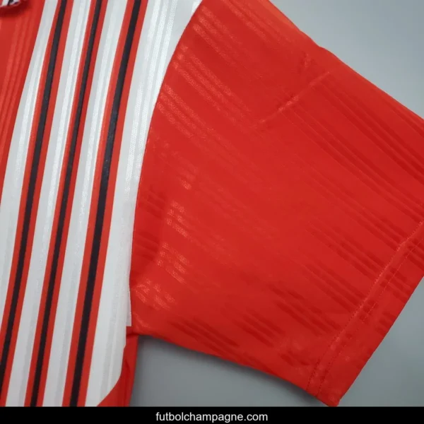 Retro River Plate 95_96 away Soccer Jersey - Image 2