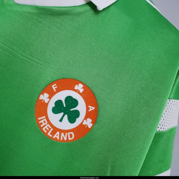 Retro 1988 Ireland home Soccer Jersey - Image 2