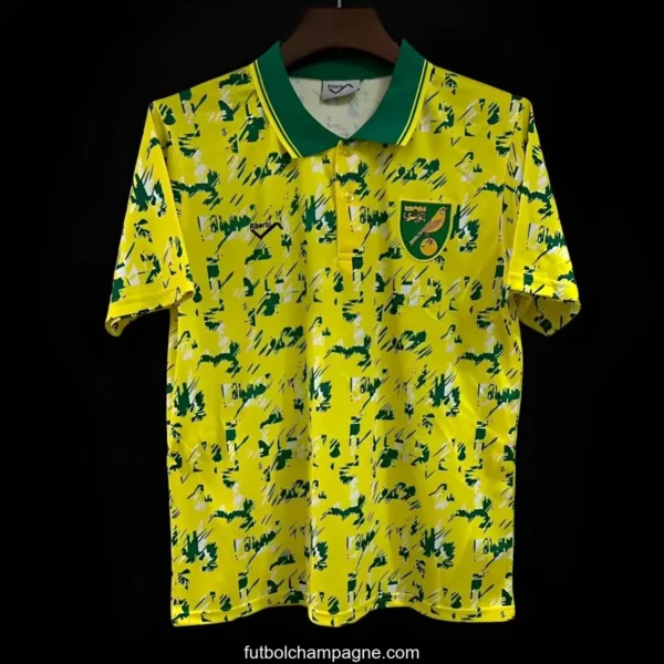 Retro 92_94 Norwich City Home Jersey - Image 2