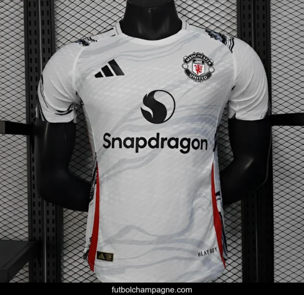 Player Version 25_26 Manchester United White with Marble Pattern and Snapdragon Sponsor Jersey - Image 2