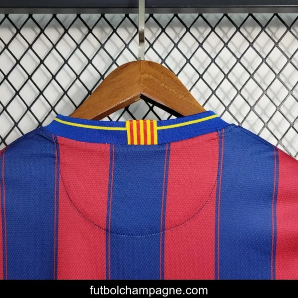 Retro 09-10 Barcelona Home Soccer Jersey - Image 2