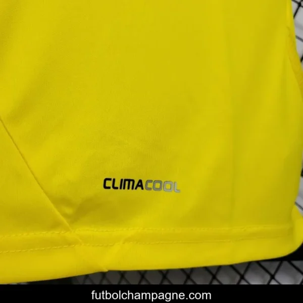 Retro 2011_12 Real Madrid Yellow Goalkeeper Jersey - Image 3
