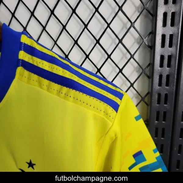 Retro 17-18 Flamengo Third Yellow Jersey - Image 2
