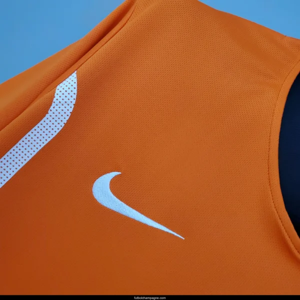 Retro Netherlands 2010 home Soccer Jersey - Image 3
