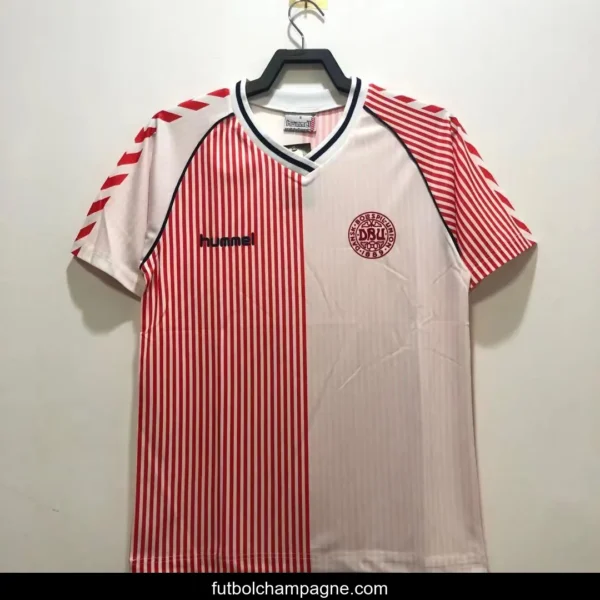 Retro 1986 Denmark Away Soccer Jersey - Image 2
