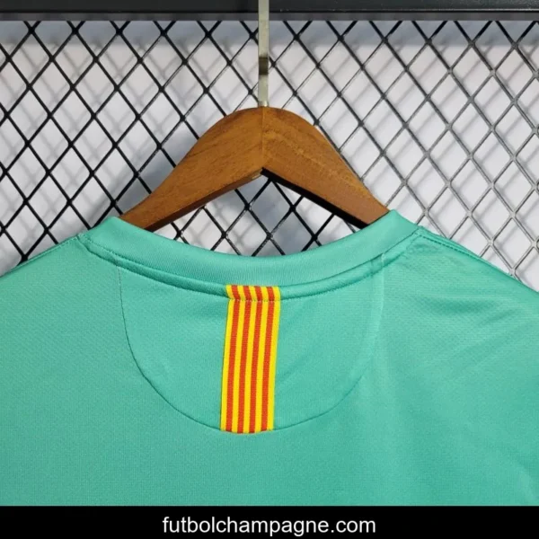 Retro 10_11 Barcelona Away Green Jersey - Image 3