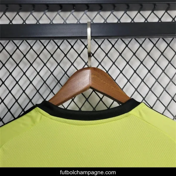 24_25 Real Madrid Third Green Goalkeeper Jersey - Image 3