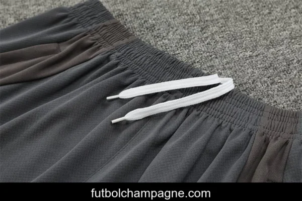 24_25 Real Madrid Black_Pink Short Sleeve Jersey+Shorts - Image 5