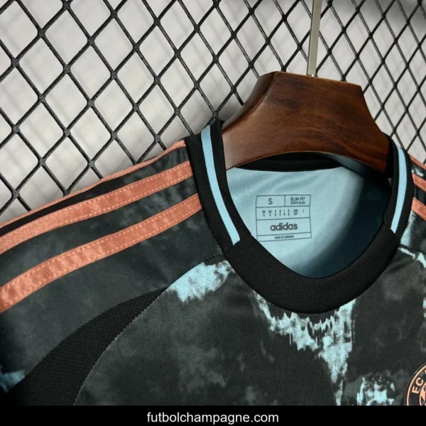 2024_25 Bayern Munich Away Jersey - Image 2
