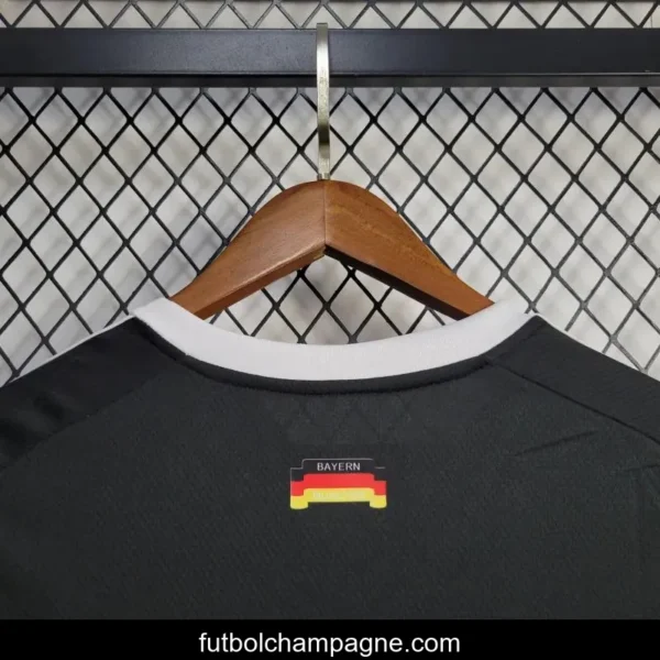 24_25 Bayern Munich Black Goalkeeper Jersey - Image 5