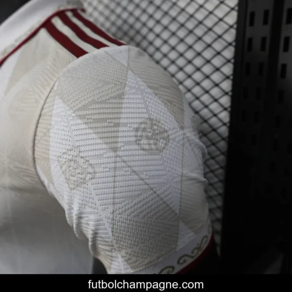 25_26 Player Version Bayern Munich White Diamond Pattern POLO Special Jersey - Image 3