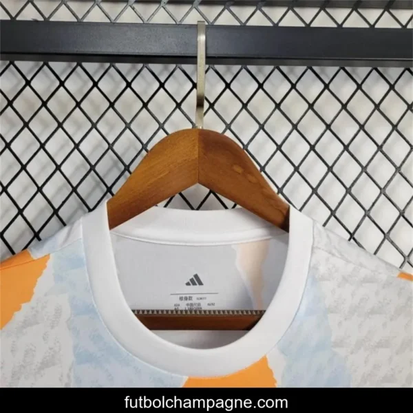 24_25 Real Madrid Pre Match Training Jersey - Image 7