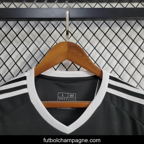 24_25 Bayern Munich Third Black Goalkeeper Jersey - Image 4