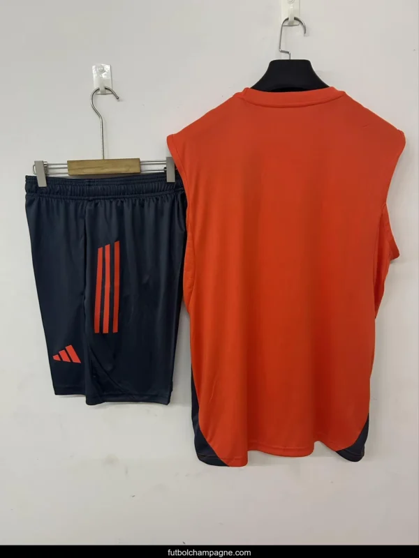 25_26 Bayern Munich Vest Jersey Orange + Shorts - Image 2