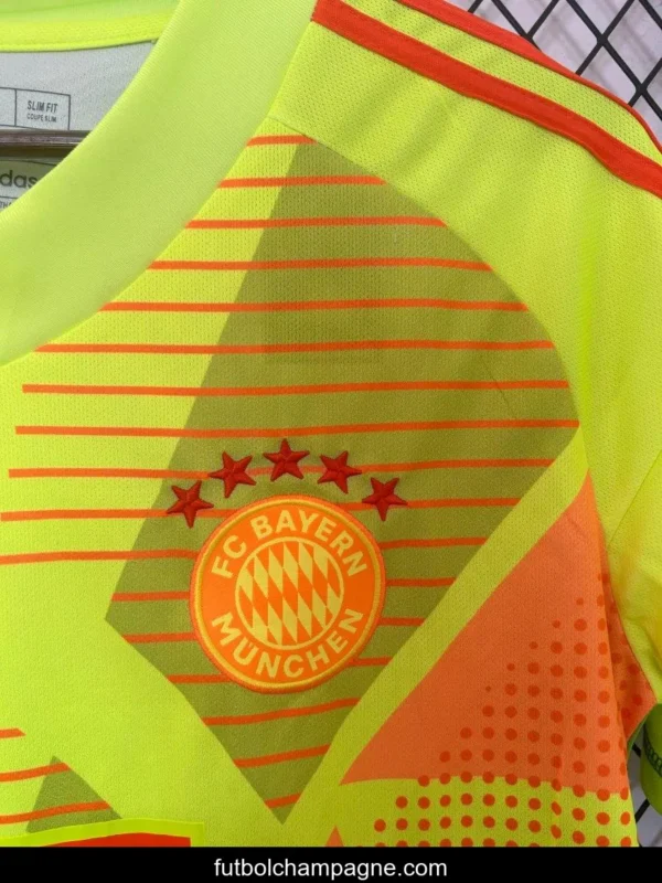 24_25 Bayern Munich Green Goalkeeper Jersey - Image 5