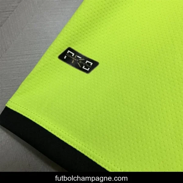 24_25 Vasco Da Gama Training Jersey Fluorescent Green Jersey - Image 6
