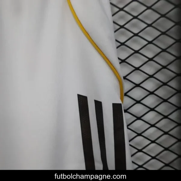 Player Version 25_26 Real Madrid Home Shorts - Image 6