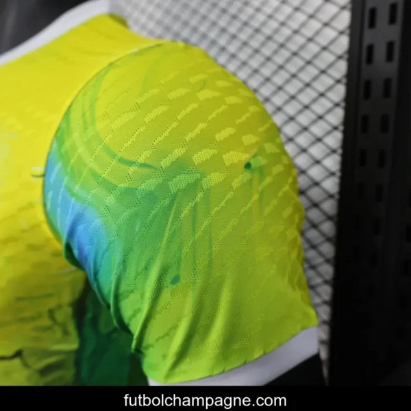25_26 Player Version Real Madrid Limited Edition Goalkeeper Jersey - Emirates Neon Yellow Marble Design - Image 7