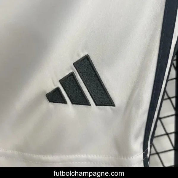 25_26 Bayern Munich Away Shorts - Image 5