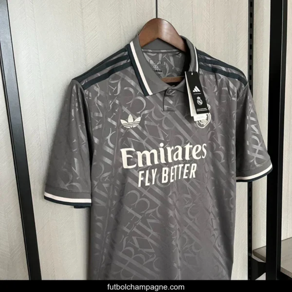 24_25 Real Madrid Third Black Jersey - Image 8