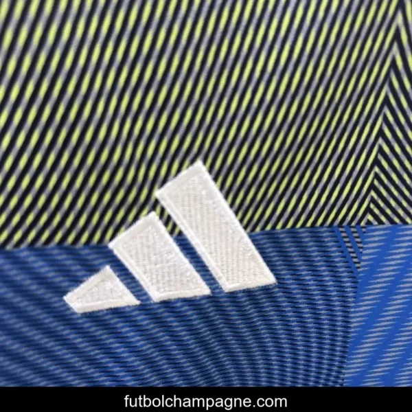 25_26 Real Madrid Training Jersey - Image 7