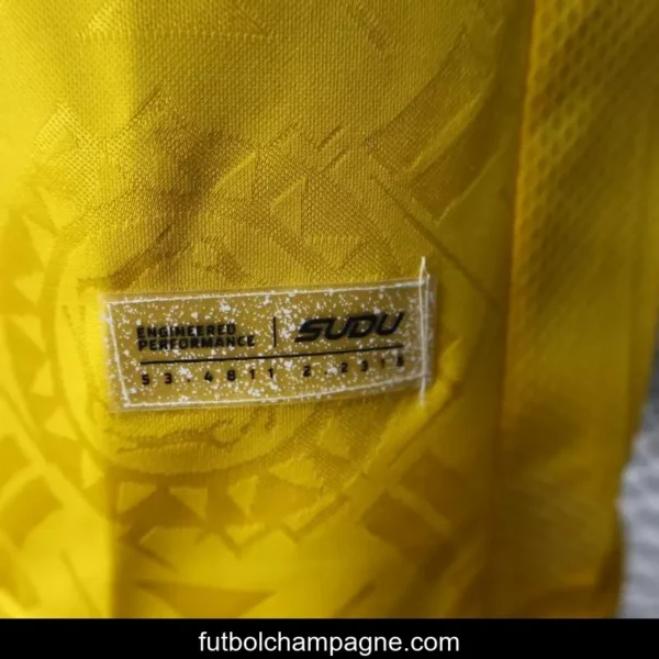 Player Version 25_26 Wolverhampton Wanderers Home Jersey - Image 3