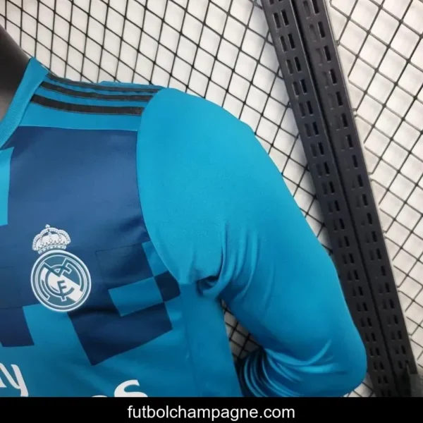Retro 17_18 Real Madrid Third Long Sleeve Jersey - Image 3