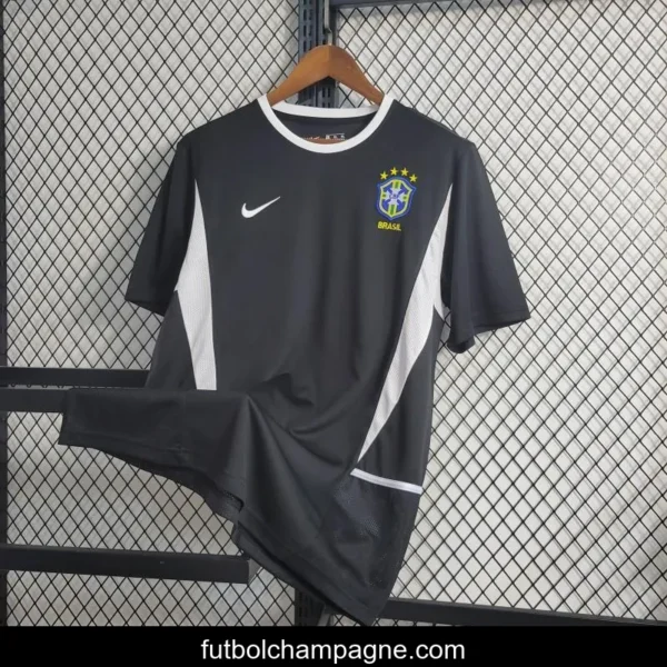 Retro 2002 Brazil Black Goalkeeper Jersey - Image 3