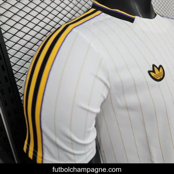 Player Version 25_26 Manchester United White Casual Jersey - Image 4