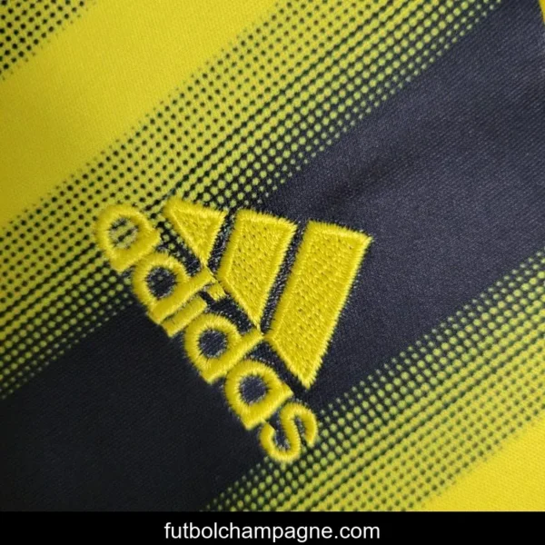 Retro 13-14 Fenerbahce Home Jersey - Image 4