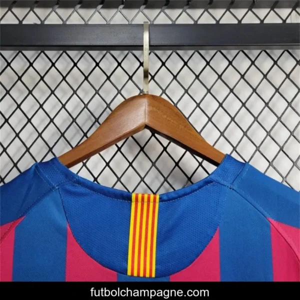 Retro 05_06 Barcelona Home Jersey - Image 3