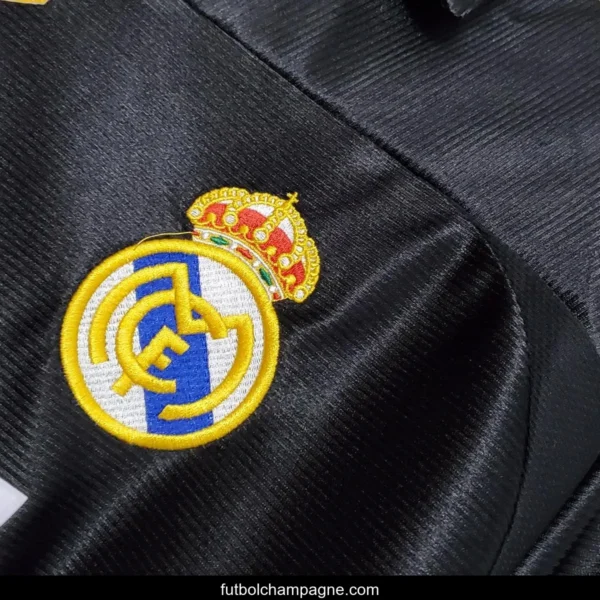 Retro 99_00 Real Madrid Third Black Jersey - Image 5