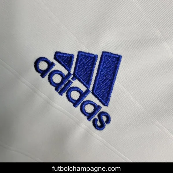 Retro 10-11 Real Madrid Home Jersey - Image 4