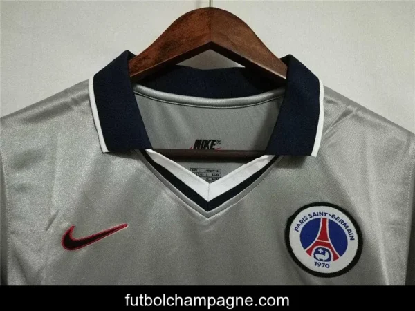 Retro 99_00 PSG Away Grey Jersey Worn By Ronaldinho - Image 3