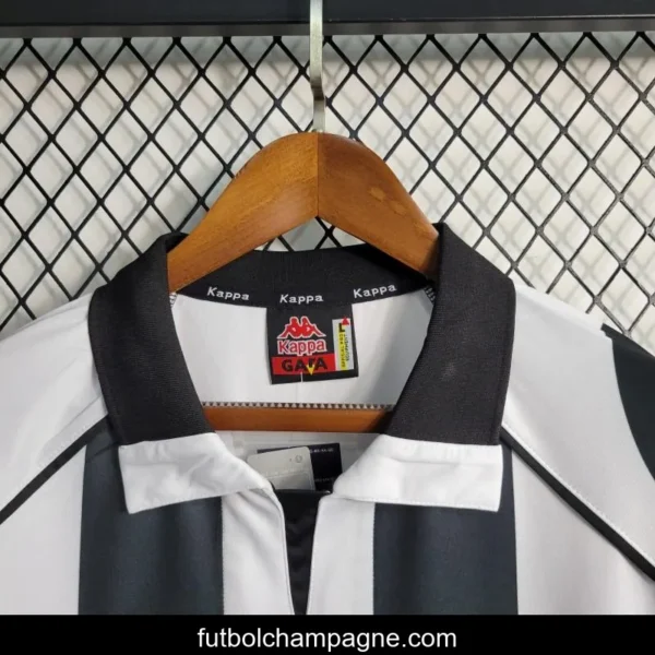 Retro 1997-98 Juventus Home Jersey - Image 2
