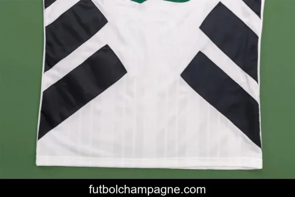 Retro 93_95 Liverpool Away Soccer Jersey - Image 2
