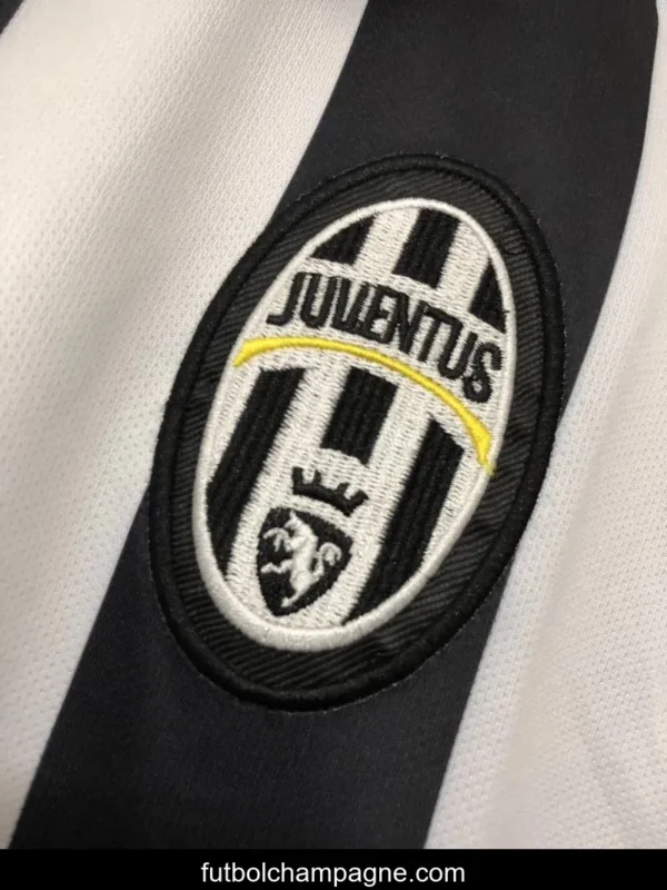 Retro 14_15 Juventus Home Soccer Jersey - Image 4