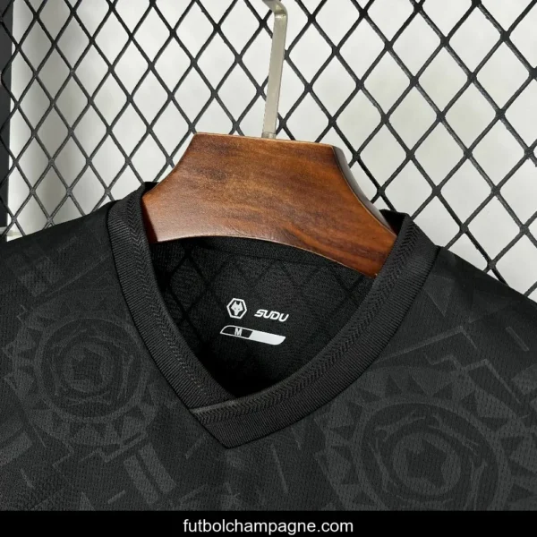 2025_26 Wolverhampton Wanderers Goalkeeper Black Jersey - Image 2