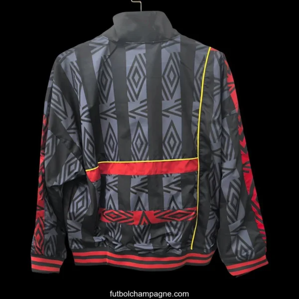 25_26 Manchester United Umbro Heavy Trench Black Coat - Image 2