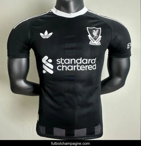 Player Version 25_26 Liverpool Black Goalkeeper Jersey - Image 3