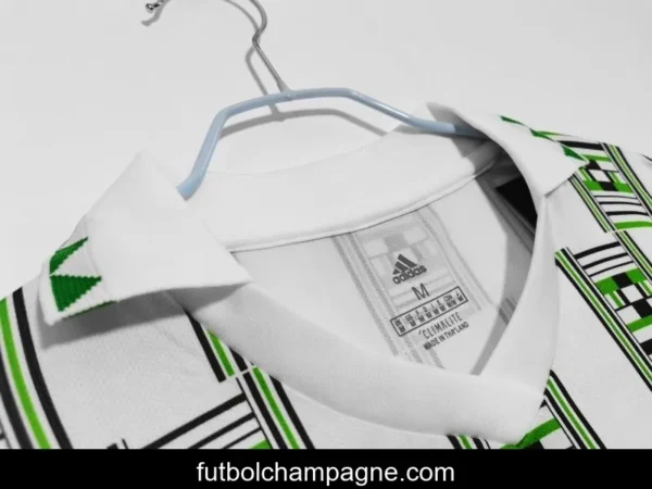 Retro 1994 Nigeria Away Soccer Jersey - Image 2