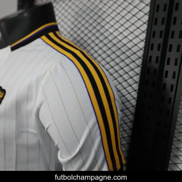 Player Version 25_26 Manchester United White Casual Jersey - Image 5