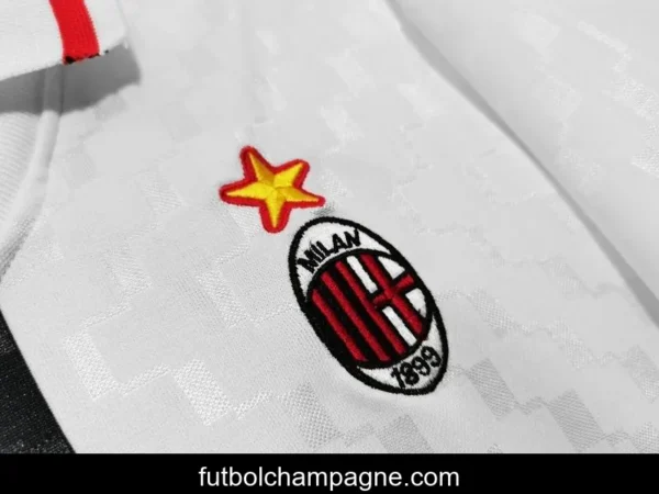 Retro 1995_96 AC Milan Away Soccer Jersey - Image 4