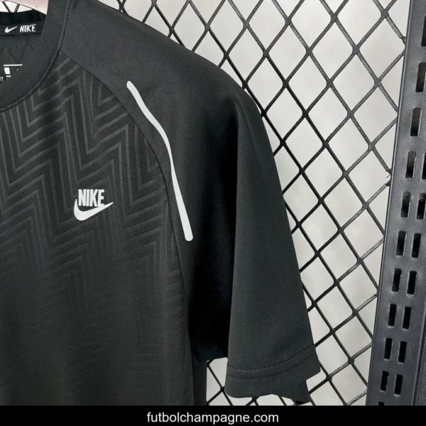 2025 NIKE Black T-Shirt 1044 - Image 2