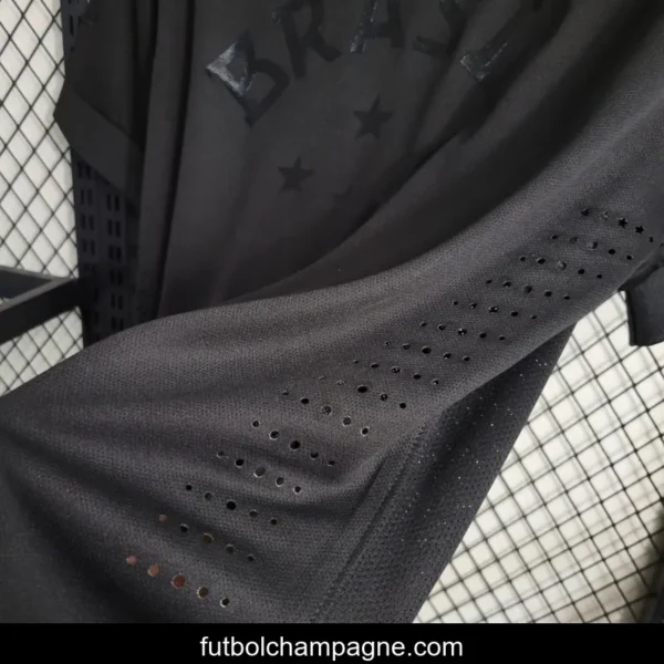 Retro 2013 Brazil Black Jersey - Image 4