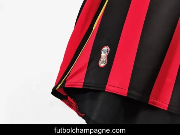 Retro 2006_07 AC Milan Home Soccer Jersey - Image 3