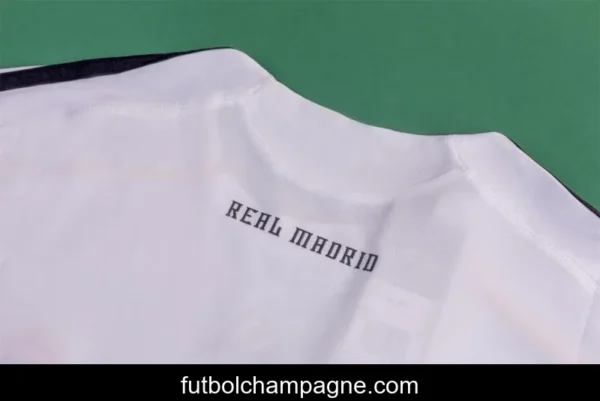 RETRO 09_10 Real Madrid Home Soccer Jersey - Image 5